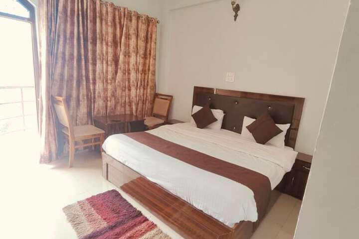 Room 3 of 14