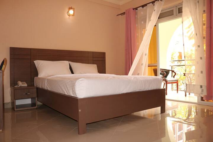 Room 28 of 64
