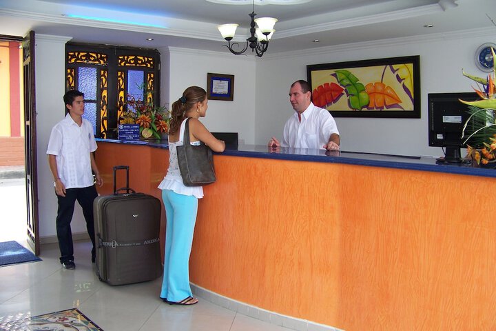 Hotel 8 of 33