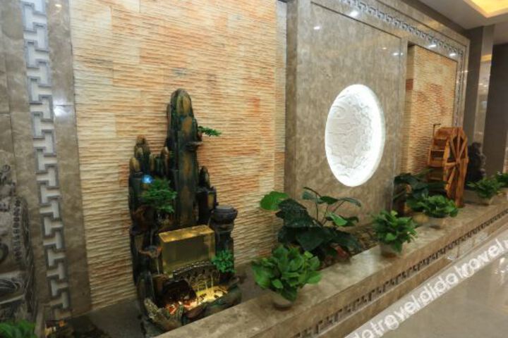 Hotel Interior 11 of 38