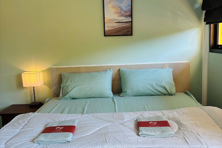 Room 3 of 28