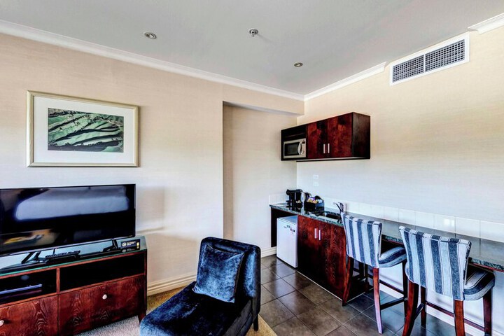 Room 10 of 70