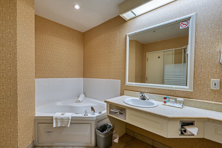 Room 20 of 44