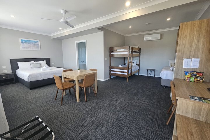 Room 20 of 37