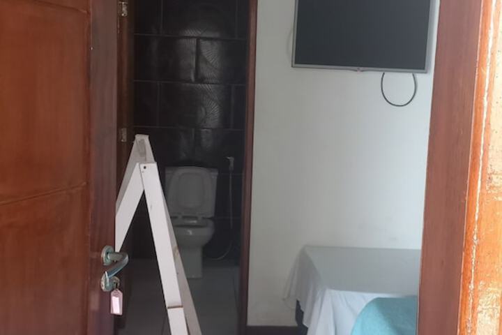 Room 5 of 5