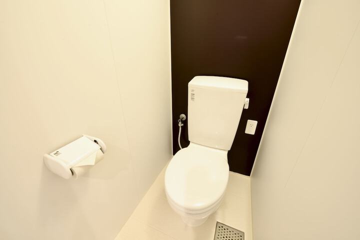 Room 16 of 24