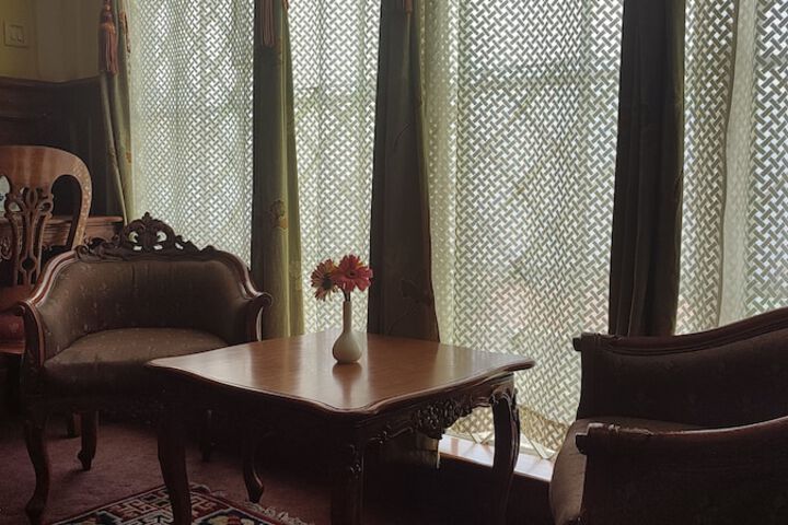 Room 26 of 32