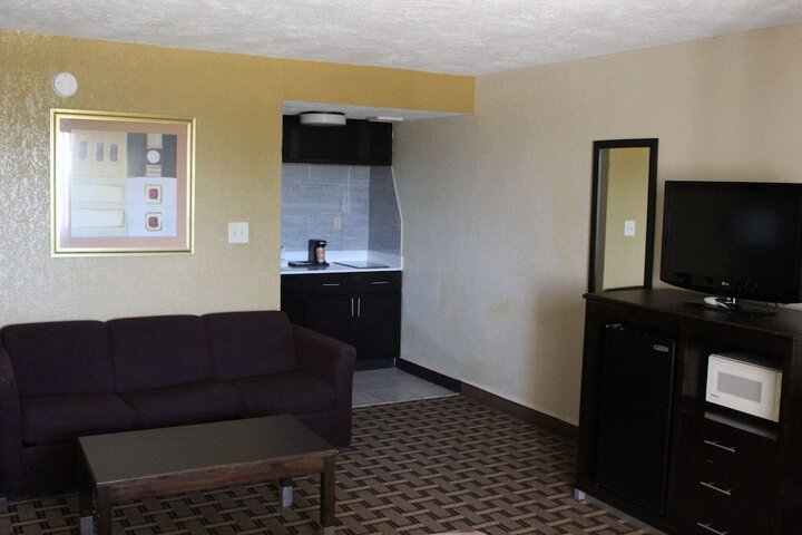 Room 22 of 49