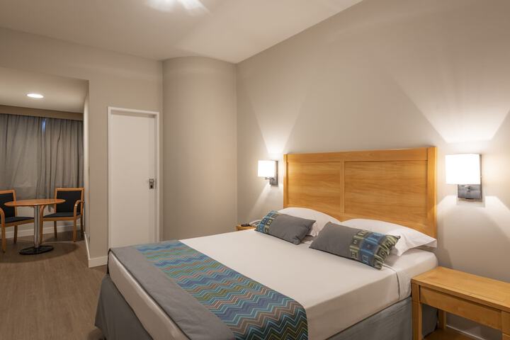 Room 8 of 45