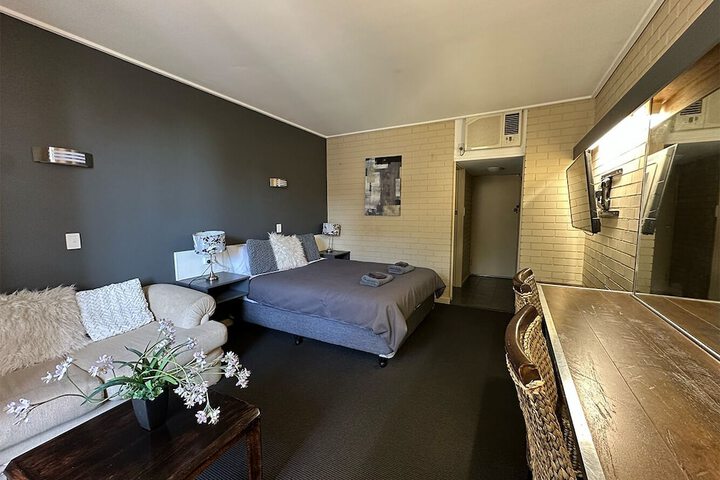 Room 17 of 45