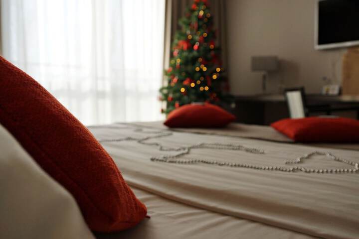Room 45 of 128