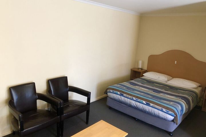 Room 5 of 45