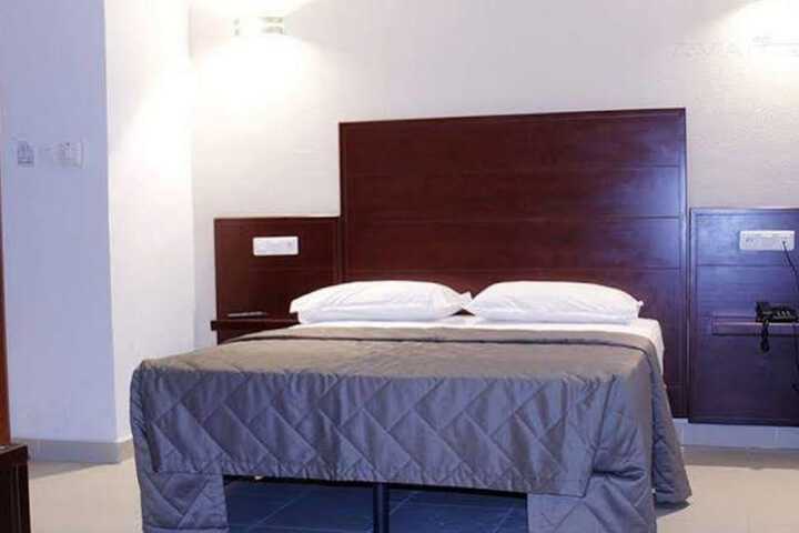 Room 7 of 20
