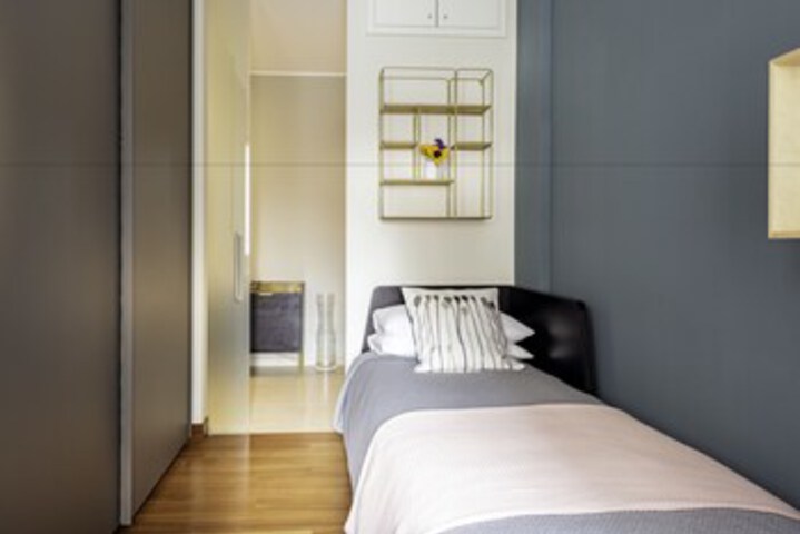 Room 19 of 29