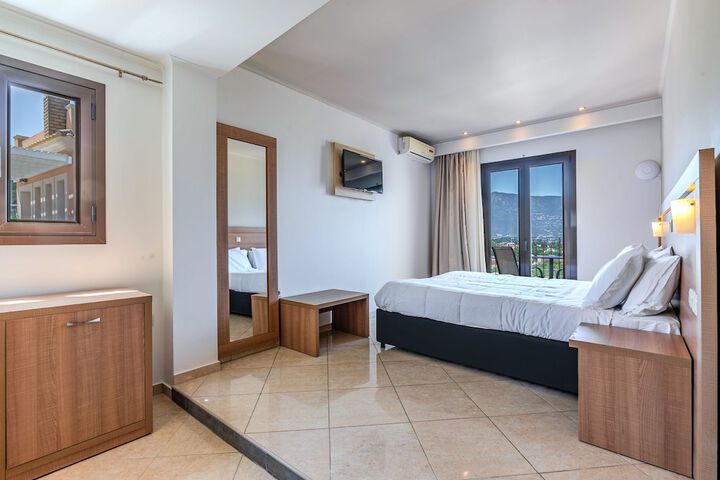 Room 22 of 160