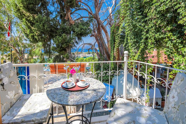 Terrace/Patio 47 of 77