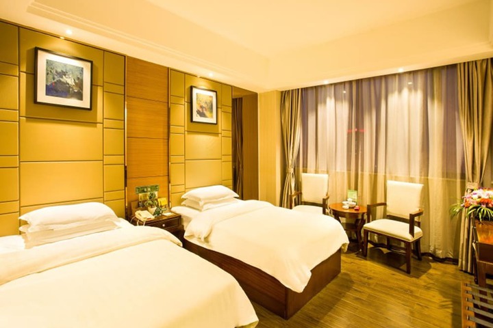 Room 9 of 54