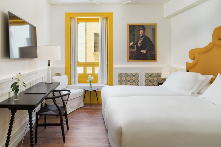 Room 10 of 70