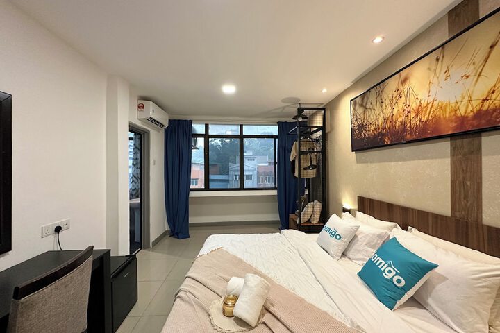 Room 15 of 36