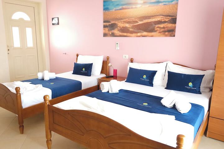 Room 6 of 21
