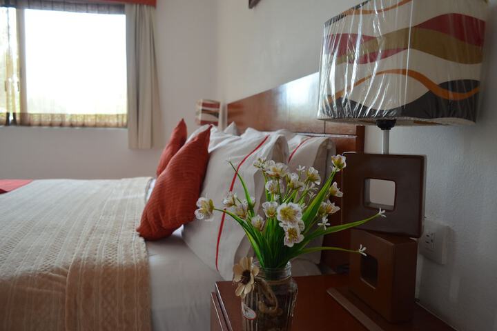 Room 12 of 80