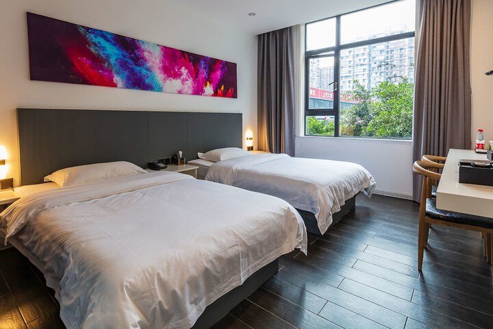 Room 20 of 31