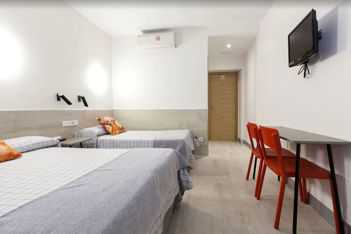 Room 16 of 89
