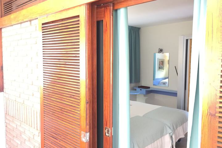 Room 25 of 108