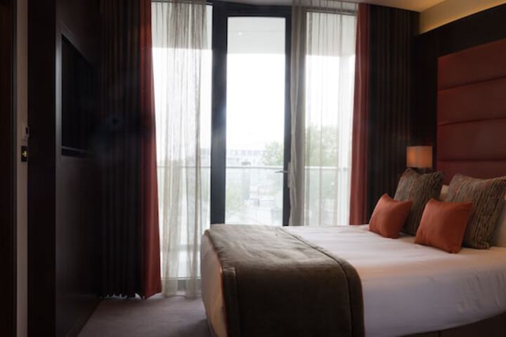 Hotel 93 of 95
