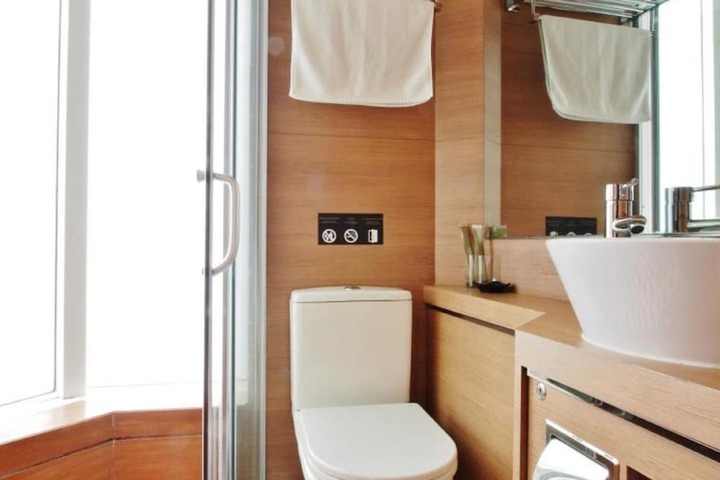 Clean Restrooms