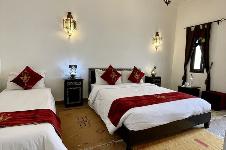 Room 27 of 435
