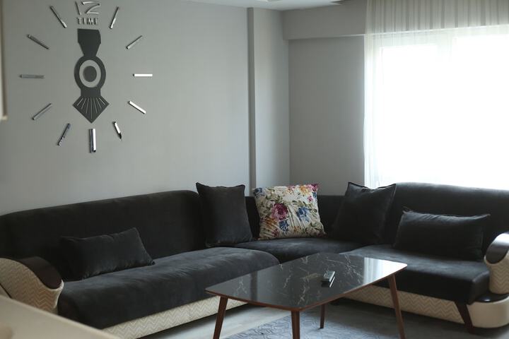 Room 3 of 9