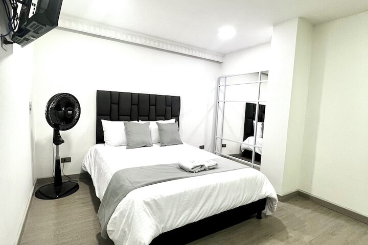 Room 19 of 87