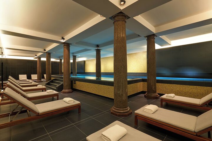 Spa 36 of 46