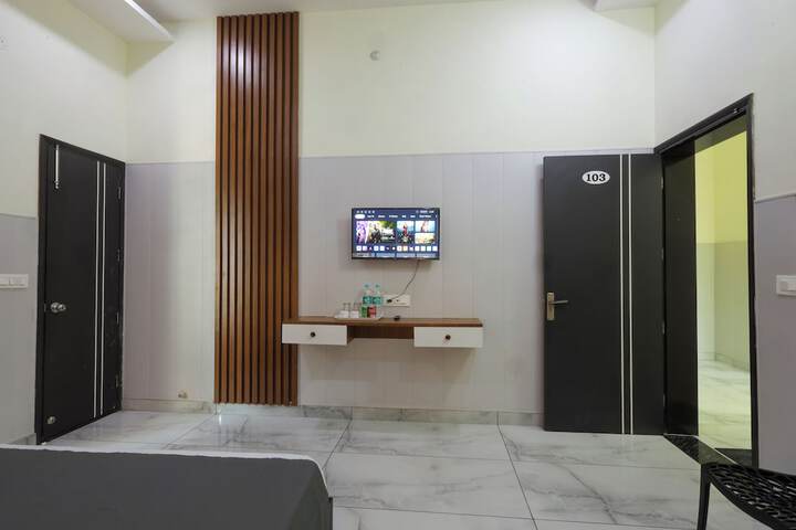 Room 10 of 45