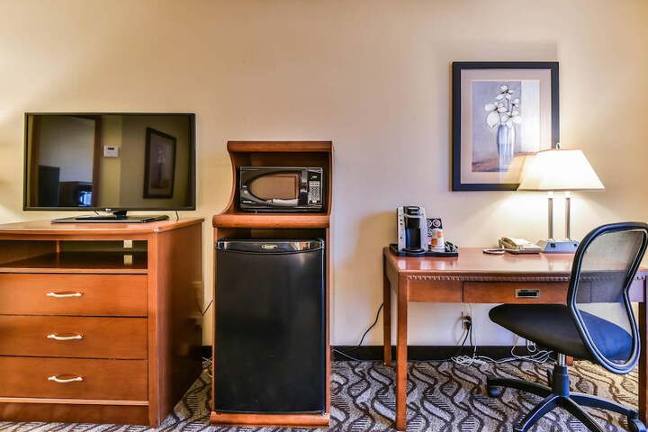 Room 6 of 23