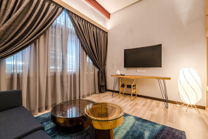 Room 25 of 67