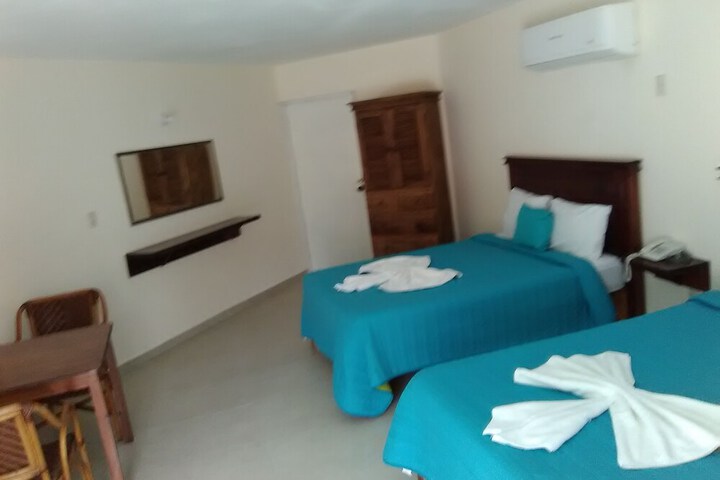 Room 10 of 23