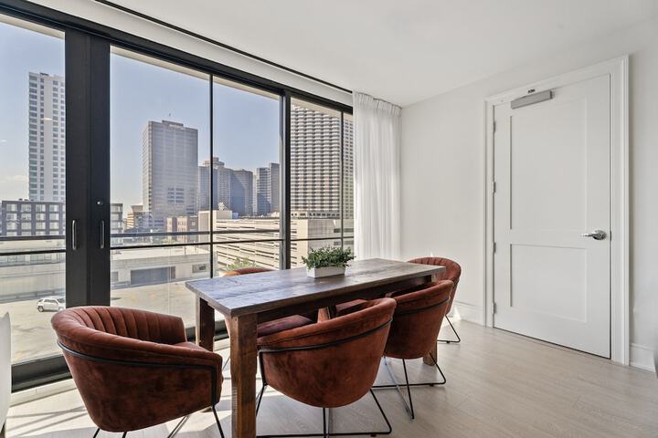 Room 54 of 140
