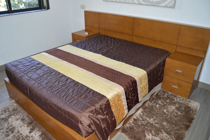 Room 34 of 110