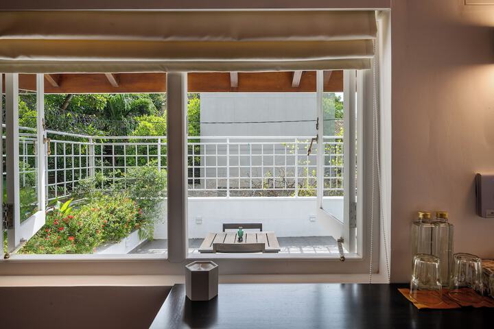 Room 14 of 20