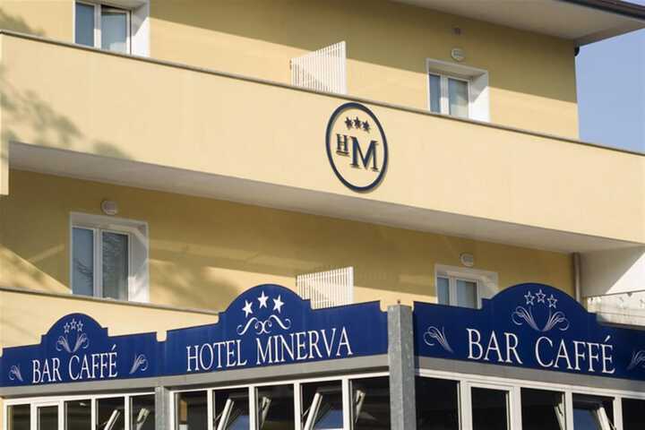 Hotel 33 of 33