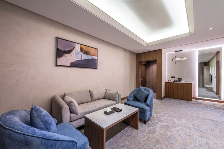 Room 28 of 54