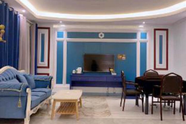 Meet Time Holiday Hotel