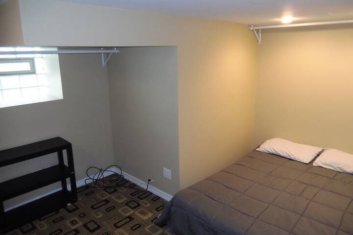 Room 6 of 22