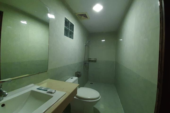 Room 66 of 155