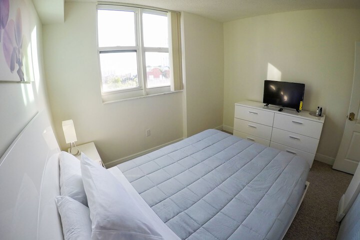 Room 3 of 30
