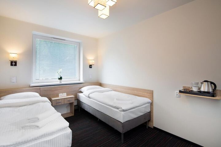Room 18 of 38