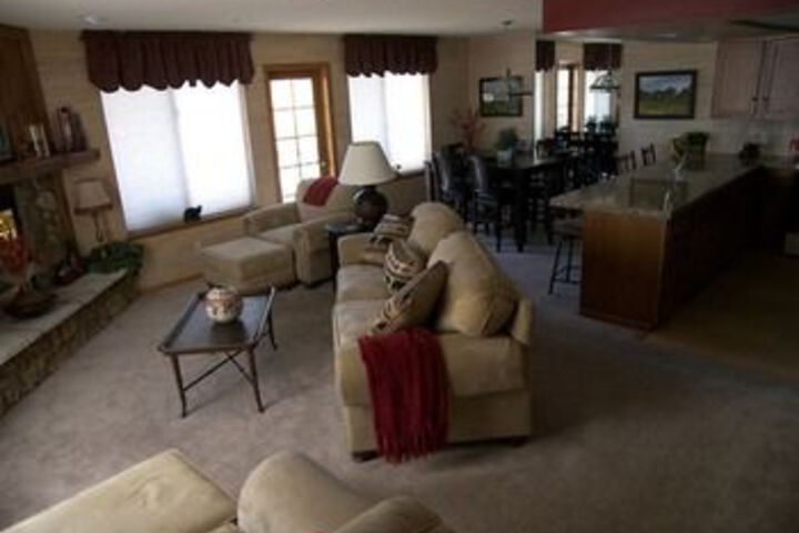 Room 17 of 25
