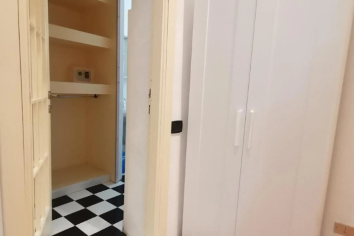 Room 3 of 15